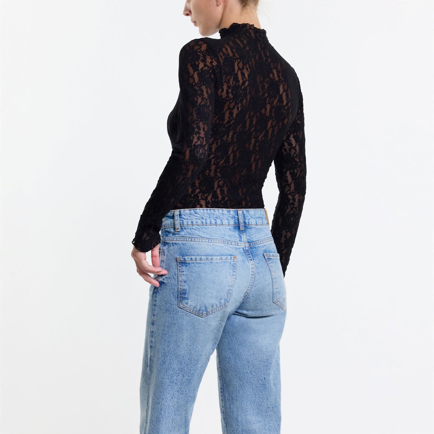Hanky Panky Signature Lace® Long Sleeve Thong Back Bodysuit 488586